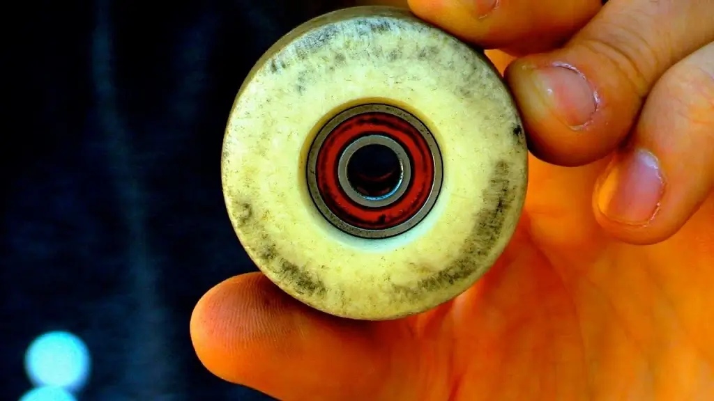 how to clean skateboad bearings (1)